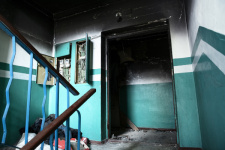 Памятка при пожаре в подъезде или подвале